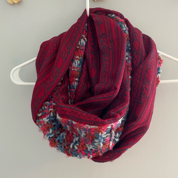 BCBGeneration Infinity Scarf - Picture 2 of 8